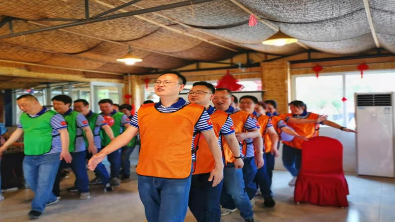 重溫崢嶸歲月，感悟紅色初心 ——瀘天化弘旭黨委開(kāi)展“學(xué)黨史 感黨恩 跟黨走” 主題黨日活動(dòng)(圖2)