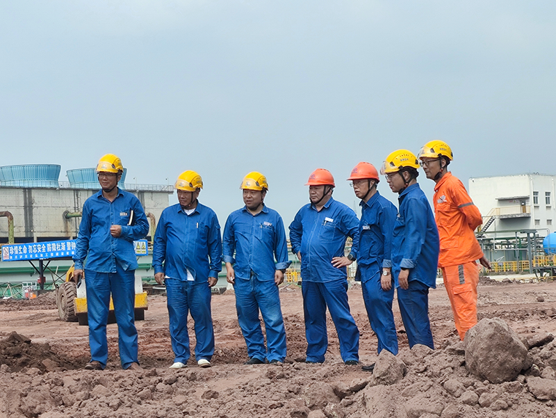 箱涵基坑全線貫通！傅利才、陳懋金蒞臨現(xiàn)場(chǎng)指導(dǎo)(圖1)