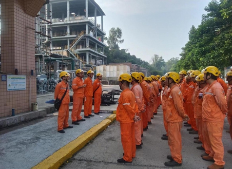 弘旭將士不畏難，上下一心戰(zhàn)“暑”關(guān)