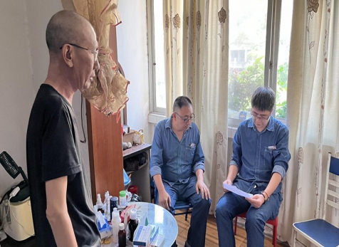 弘旭工會(huì)領(lǐng)導(dǎo)帶隊(duì)慰問(wèn)因病致困員工